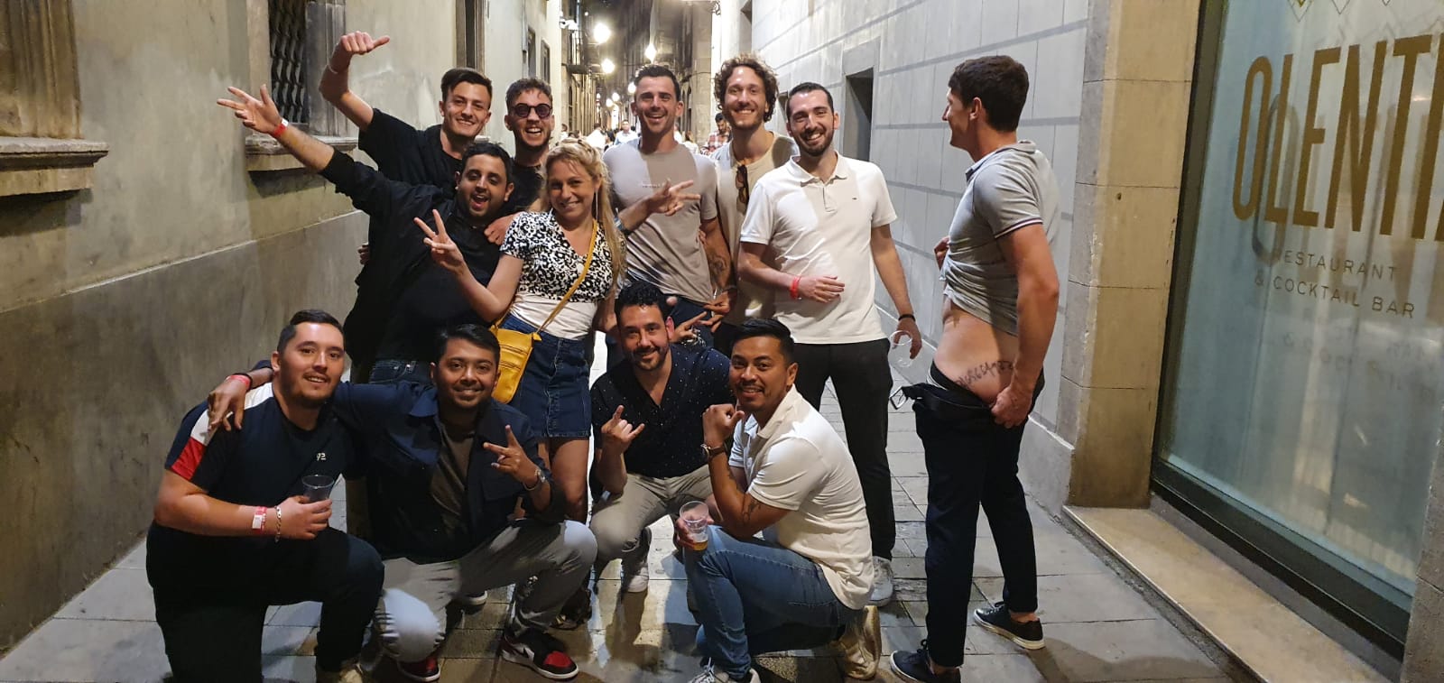 Barcelona_Pub_Crawl_Private_Stag